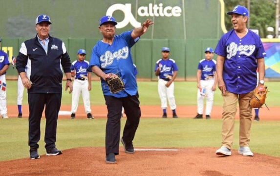 Licey rinde homenaje a Adriano Espaillat y Rafael Lantigua