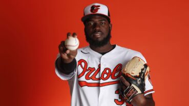 El dominicano Félix Bautista y Ronald Acuña Jr sacan la cara por latinos en el Equipo All-MLB 2023